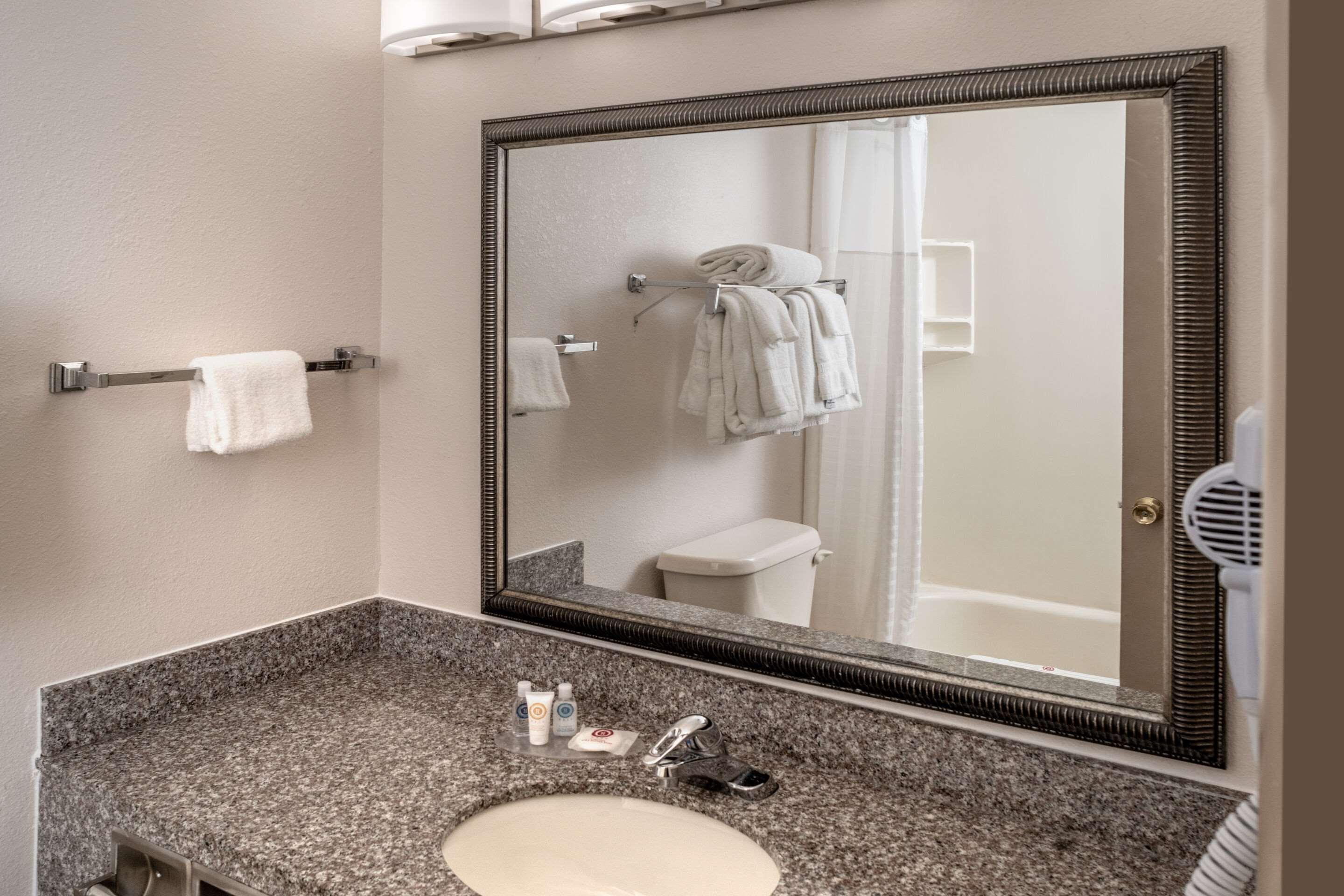 Clarion Pointe Beckley Hotell Exteriör bild