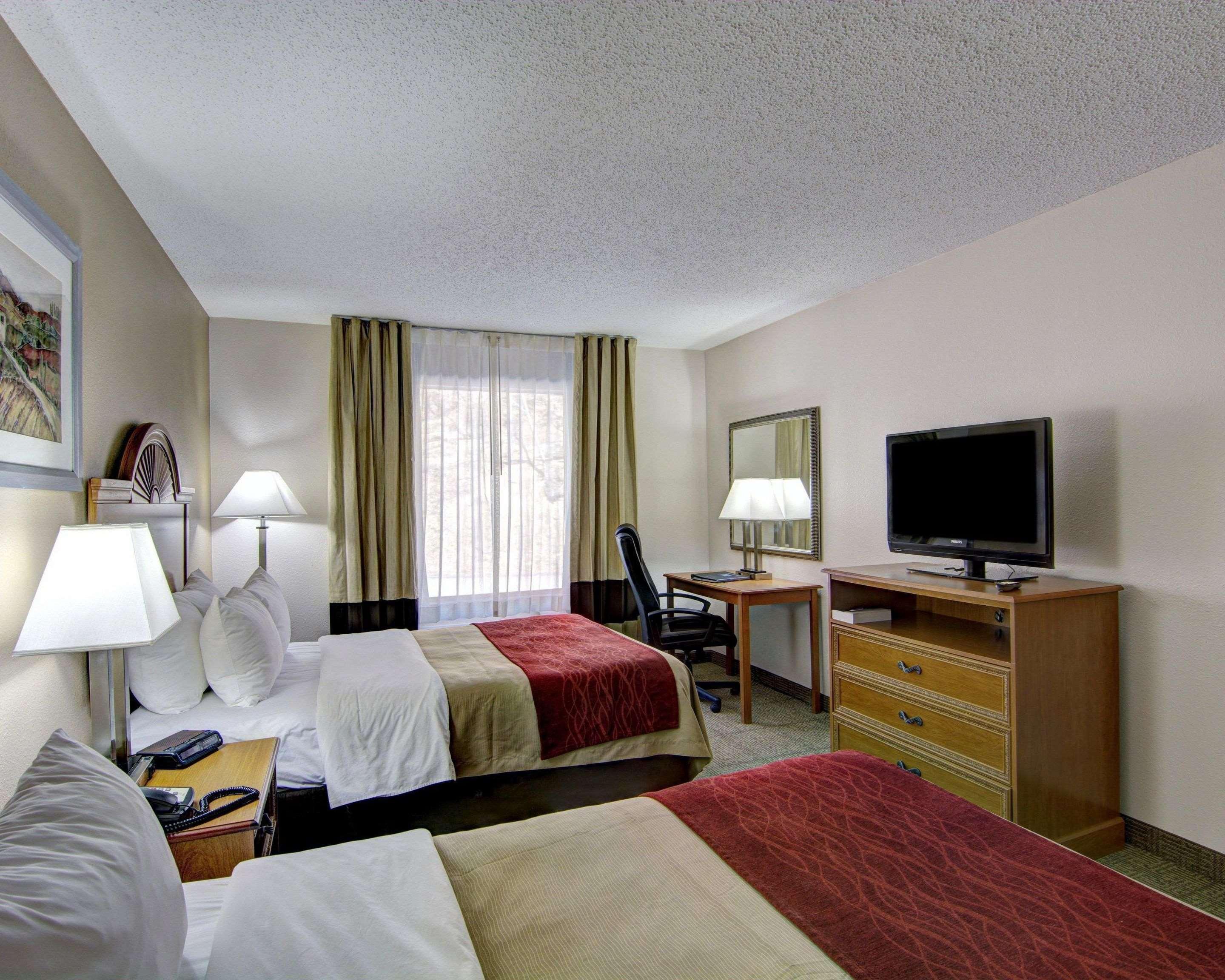 Clarion Pointe Beckley Hotell Exteriör bild