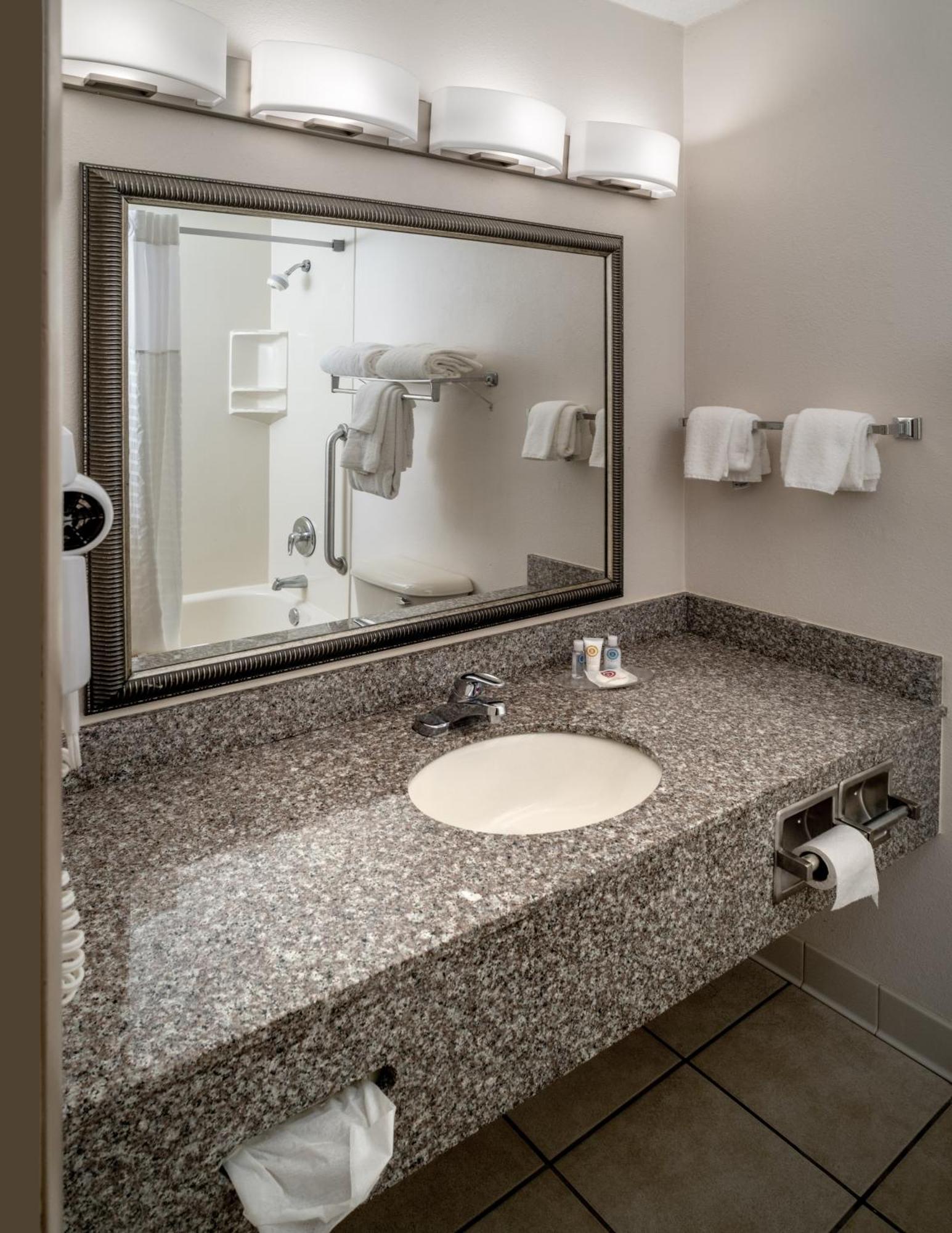 Clarion Pointe Beckley Hotell Rum bild